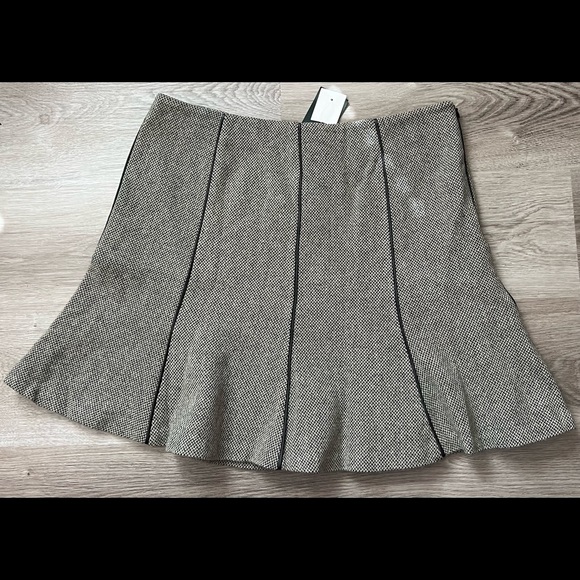 NWT - Wool Ralph Lauren A-Line Skirt - Size 12P - Picture 2 of 5
